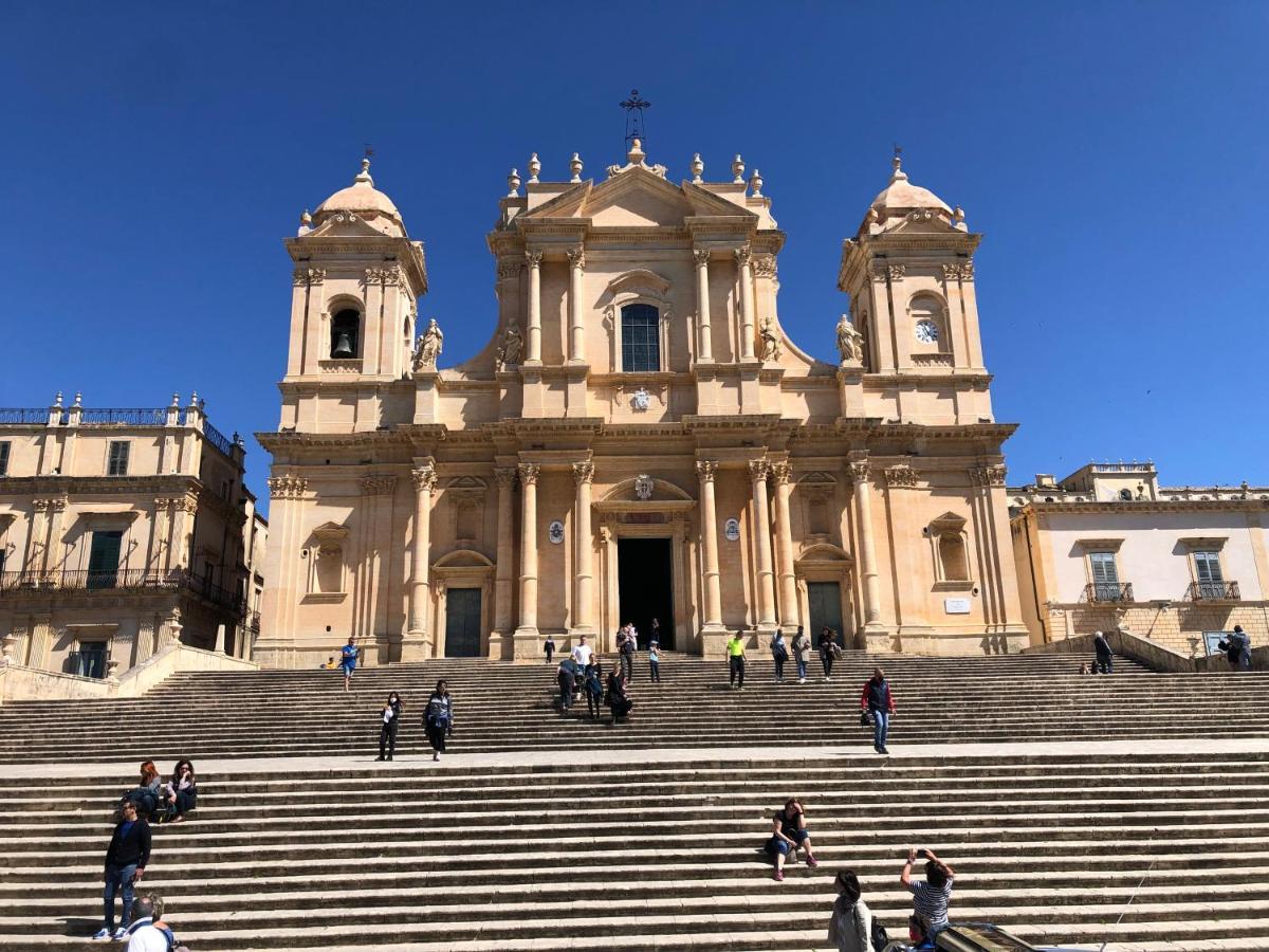Villa Tannur Del Carmine Noto Exterior foto